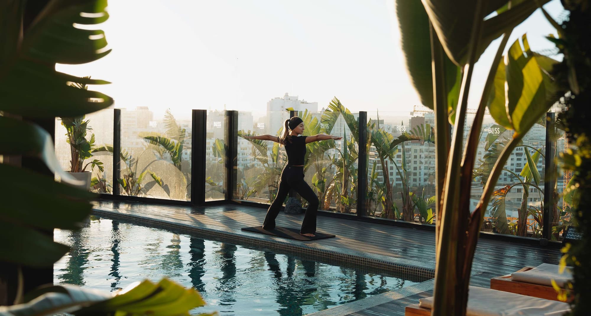 Radisson Hotel Casablanca Gauthier La Citadelle - Yoga at Bliss Rooftop