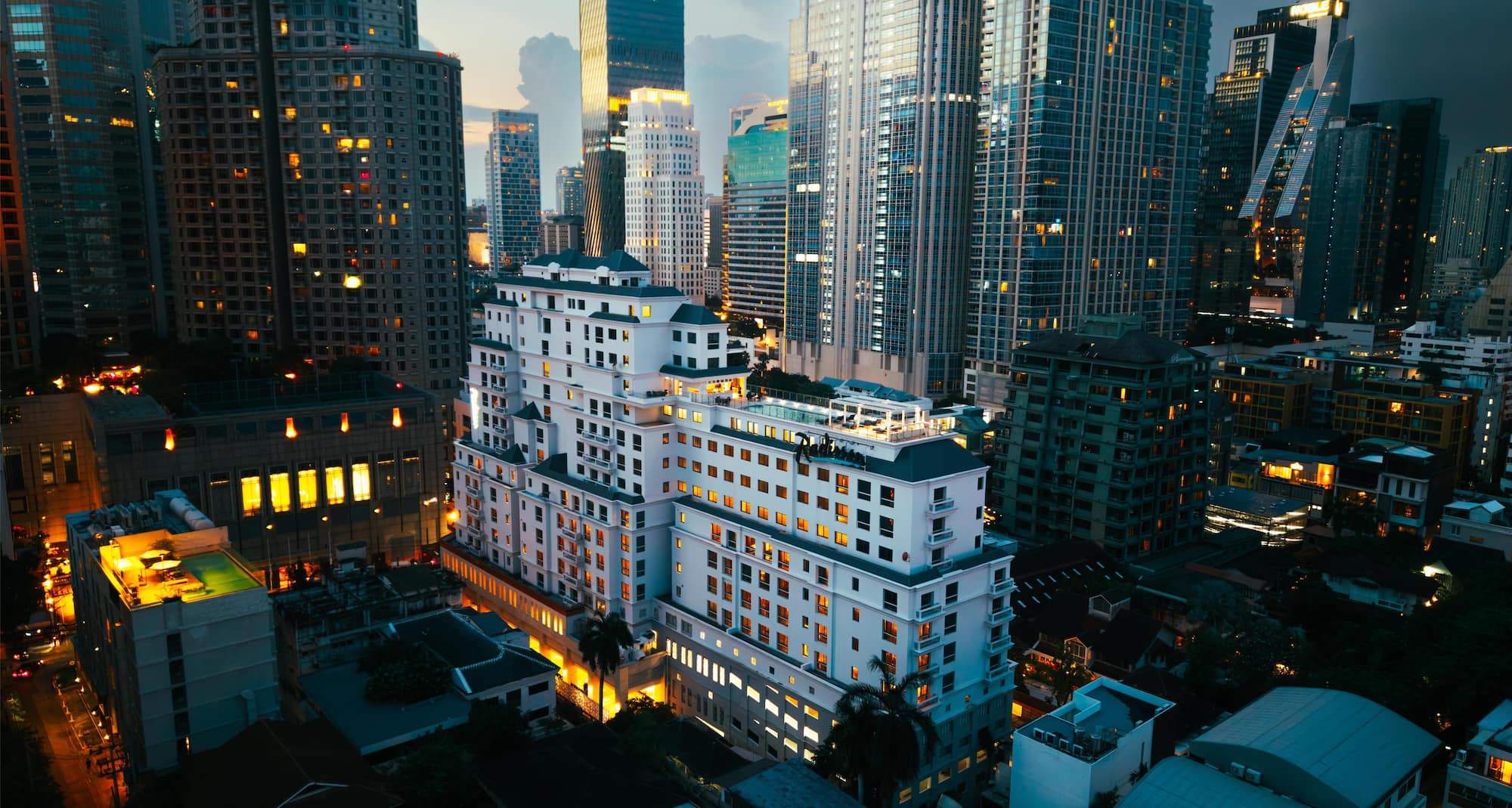 Radisson Hotel Chateau de Bangkok - Вид снаружи