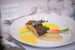 Radisson Hotel Chateau de Bangkok - Catering Menu