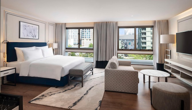 Radisson Hotel Chateau de Bangkok - Deluxe Room