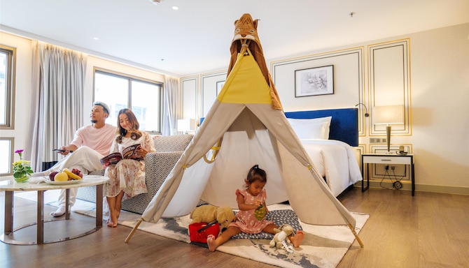 Radisson Hotel Chateau de Bangkok - Deluxe Family Room