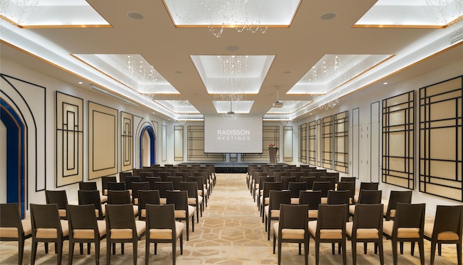 Radisson Hotel Chateau de Bangkok - Crystal Lotus Hall