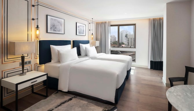 Radisson Hotel Chateau de Bangkok - Junior Suite