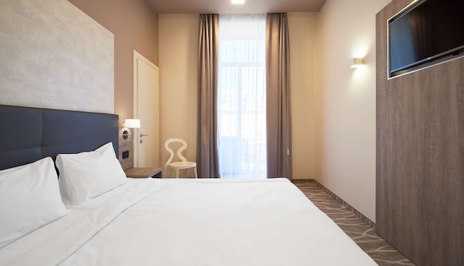 Radisson Hotel City Centre Odesa - Guest room