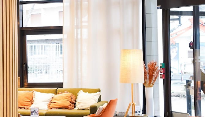 Radisson Hotel Clermont-Ferrand - Lobby Hall