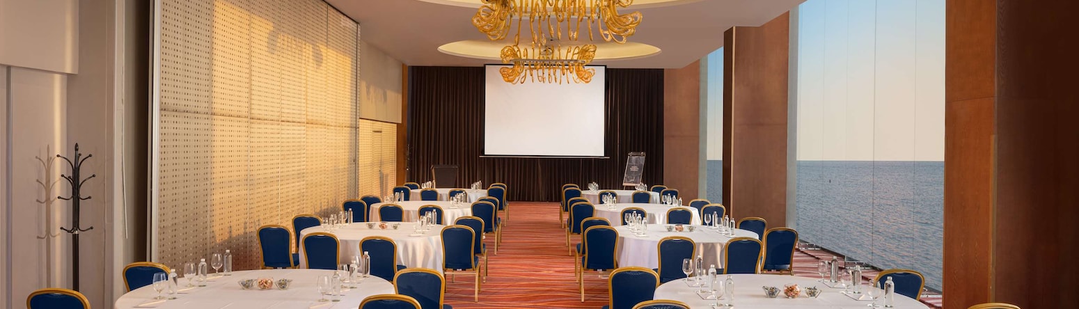 Radisson Hotel Colombo - Horizon banquet hall - cabaret set-up