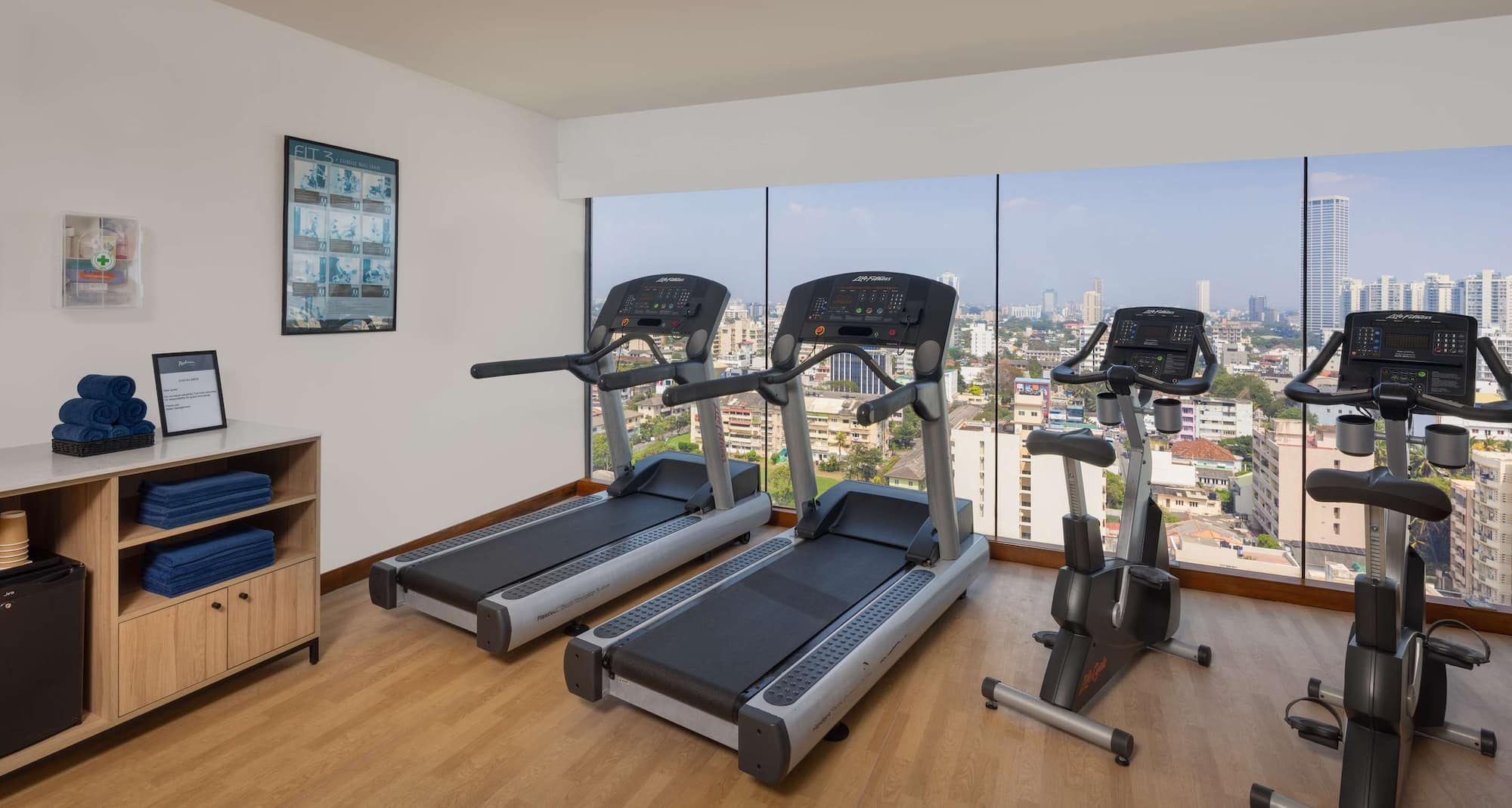 Radisson Hotel Colombo - Gym