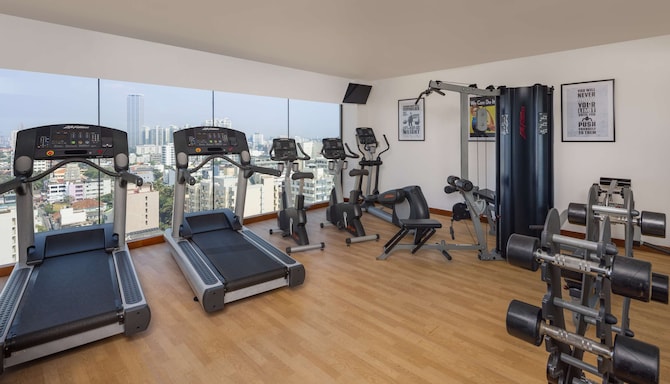 Radisson Hotel Colombo - Gym