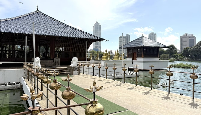 Radisson Hotel Colombo - gangaramaya