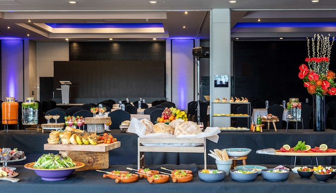 Our Dining Options For Meeting And Events Radisson Hotels