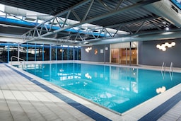 Radisson Hotel & Conference Centre London Heathrow - Pool