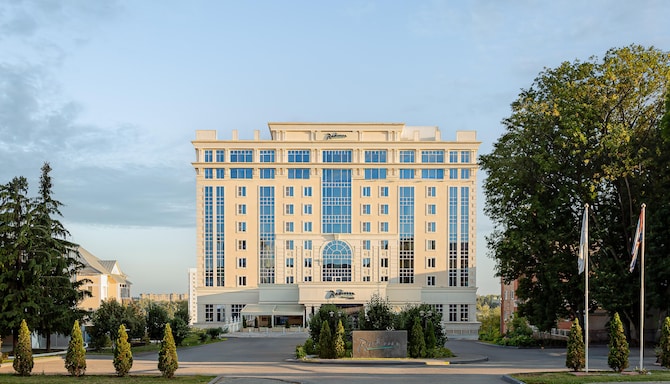 Radisson Hotel & Congress Center Saransk - Вид снаружи