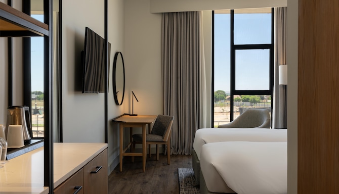 Radisson Hotel & Convention Center Steve Tswete Middelburg - Standard Room Garden View