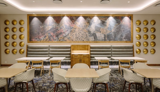 Radisson Hotel & Convention Centre Johannesburg OR Tambo - Hotel restaurant