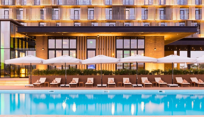 Radisson Hotel Dakar Diamniadio - Outdoor Pool