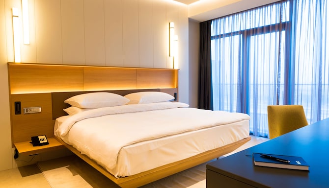 Radisson Hotel Dakar Diamniadio - Suite with Balcony and Whirlpool