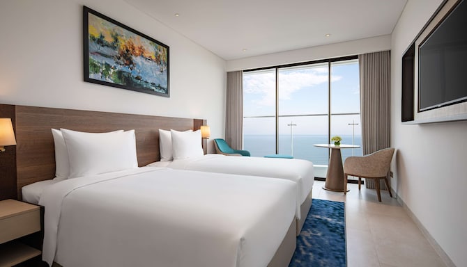 Radisson Hotel Danang - Premium Room ocean view