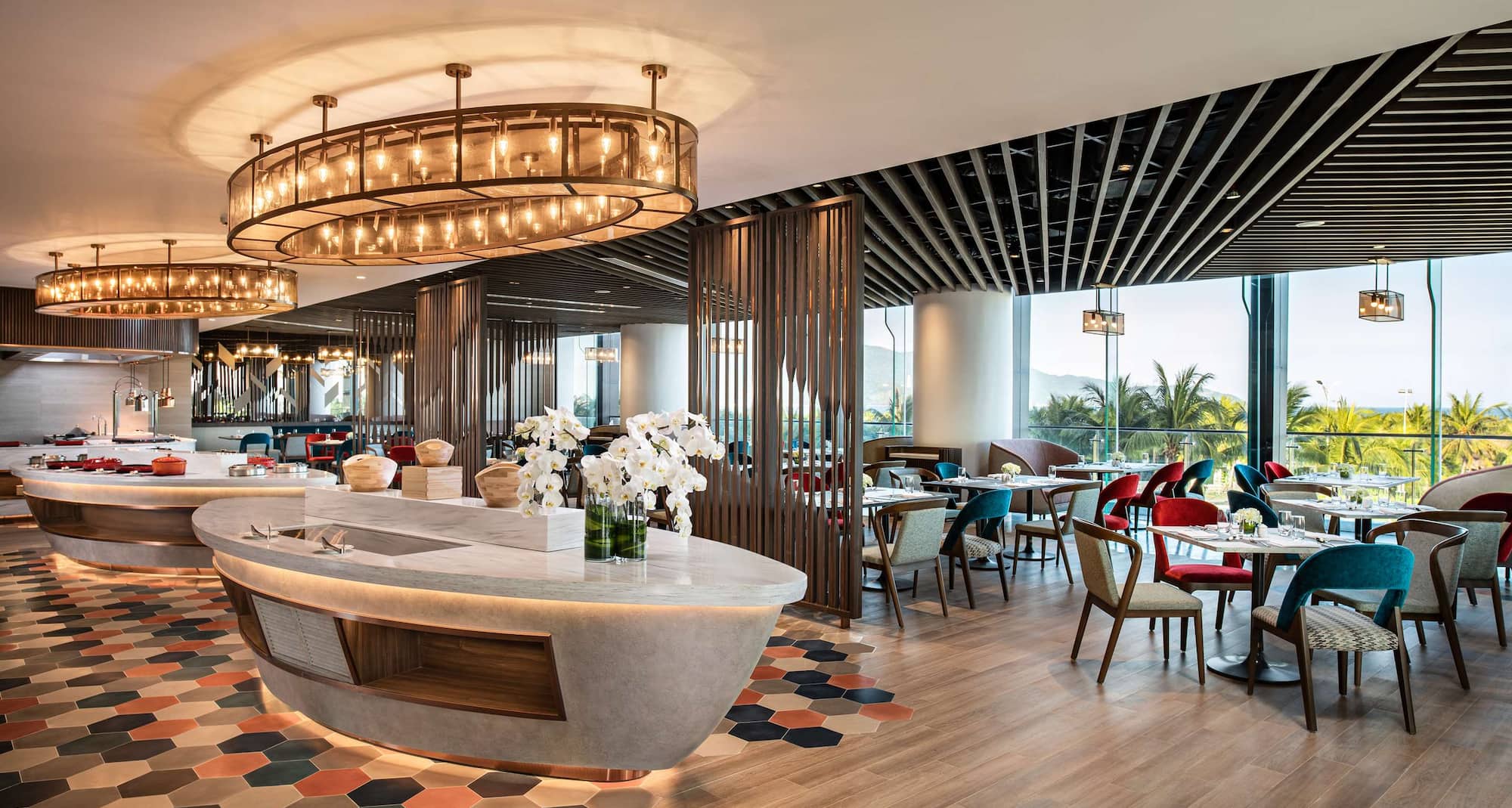 Radisson Hotel Danang - The Market Place