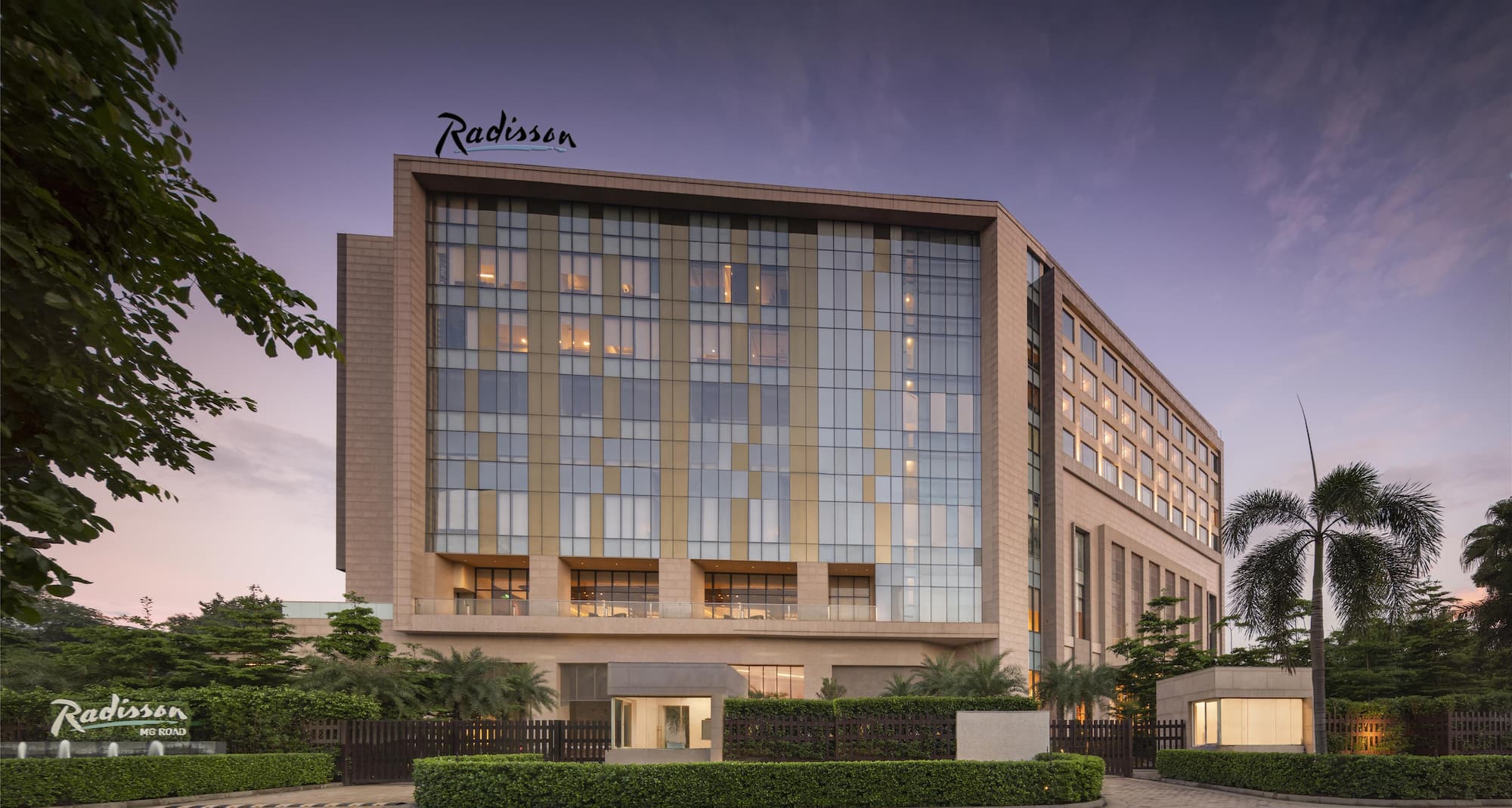 Radisson Hotel Delhi MG Road - Façade Evening View