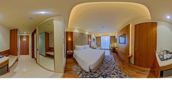 Radisson Hotel Delhi MG Road - Superior Room