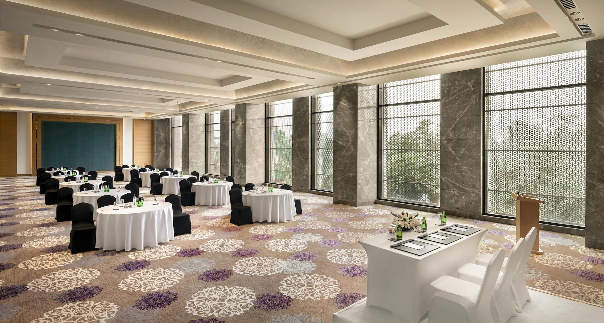 Radisson Hotel Delhi MG Road - Sapphire I Meeting Room