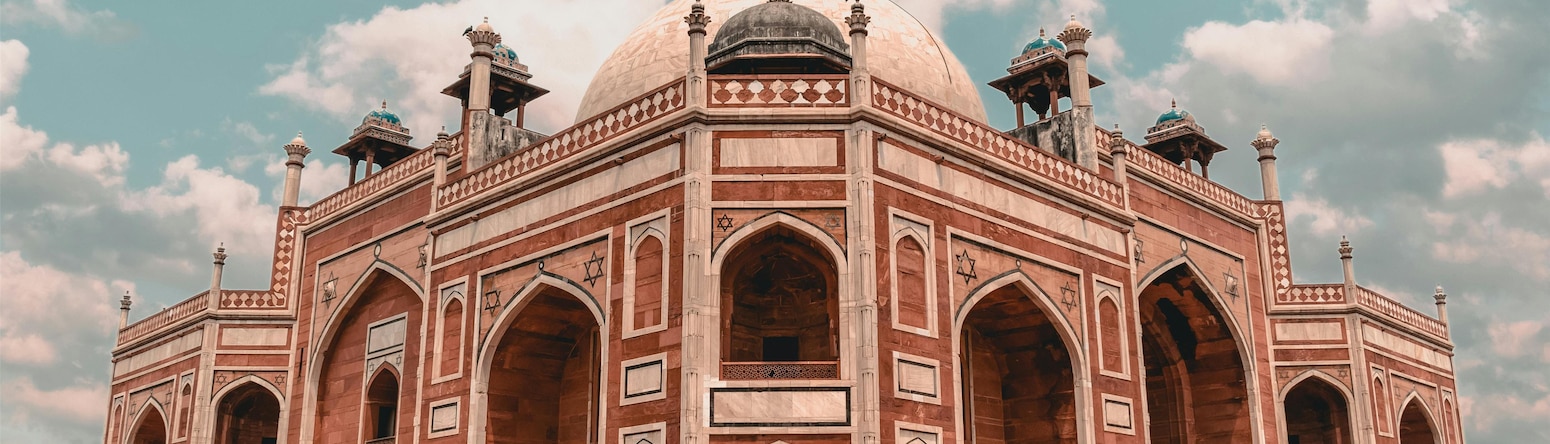 Radisson Hotel Delhi MG Road - Humayun s Tomb