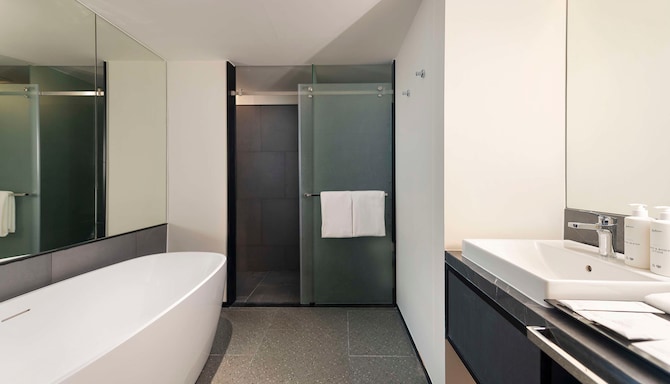 Radisson Hotel Don Mueang Bangkok - Standard Room