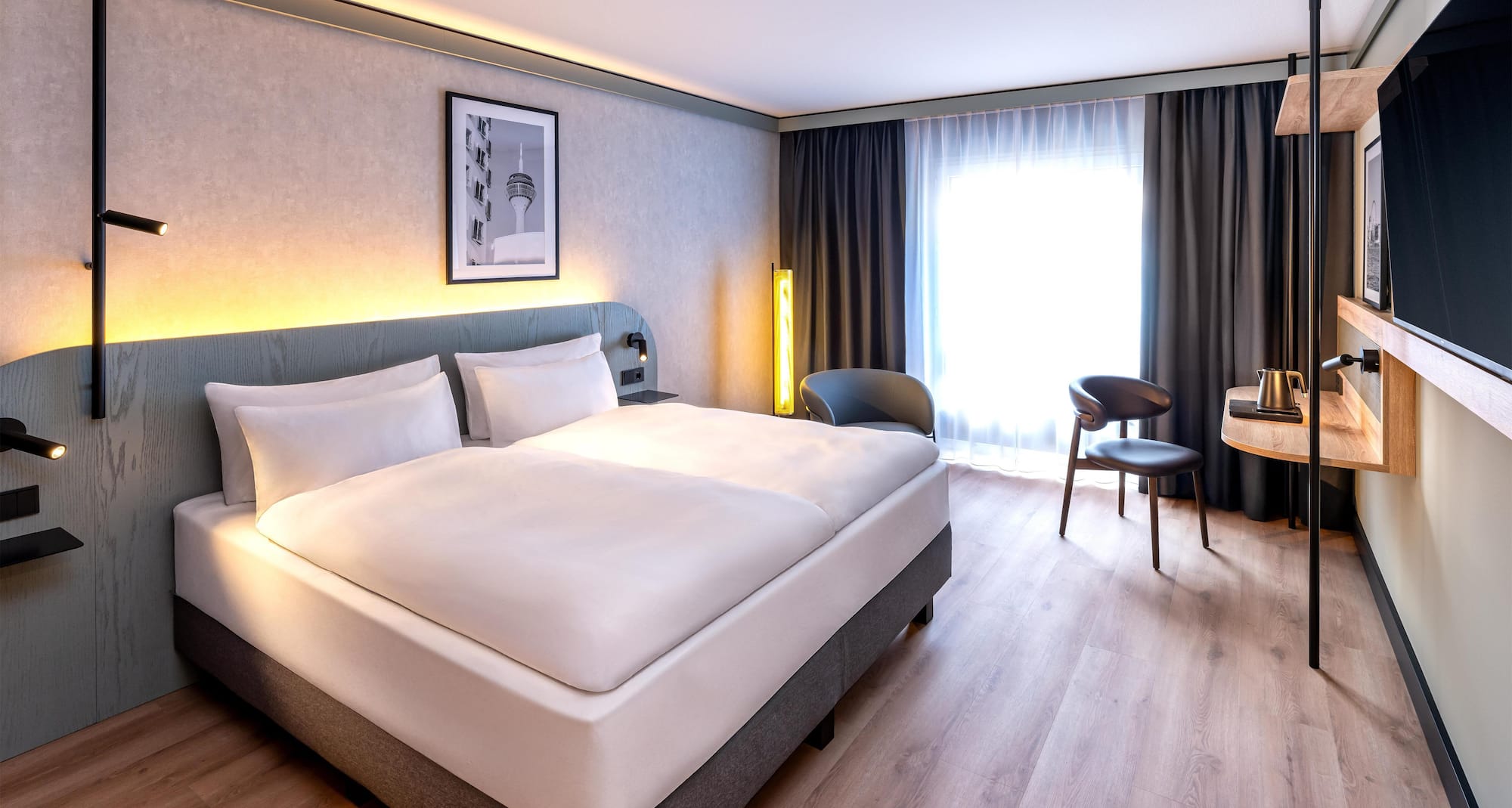 Radisson Hotel Düsseldorf City Center - Standard King Room