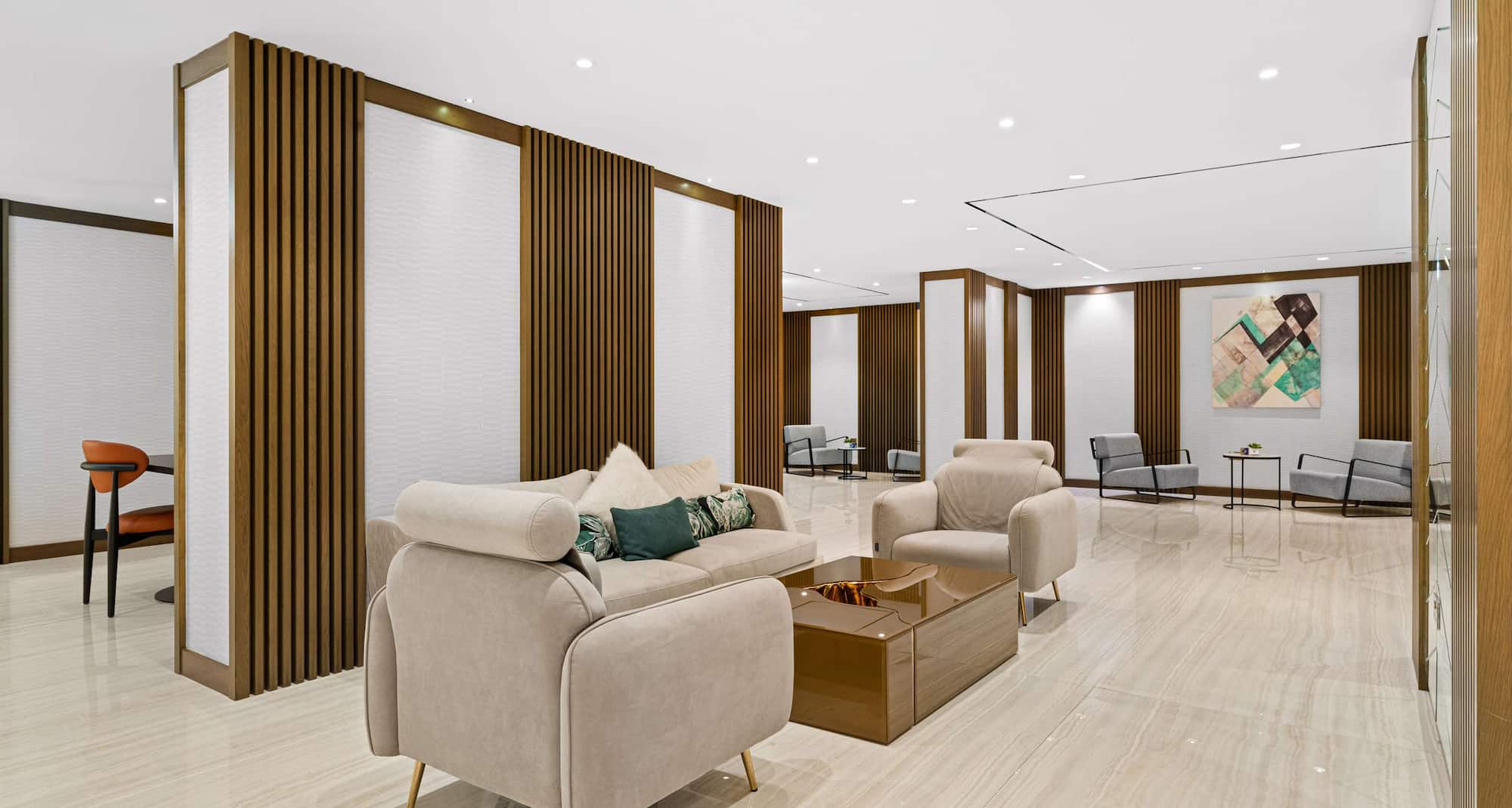 Radisson Hotel Dubai Damac Hills - Hessa Lounge