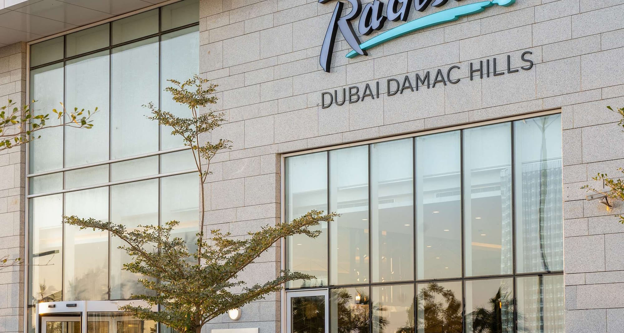 Radisson Hotel Dubai Damac Hills - Hotel exterior