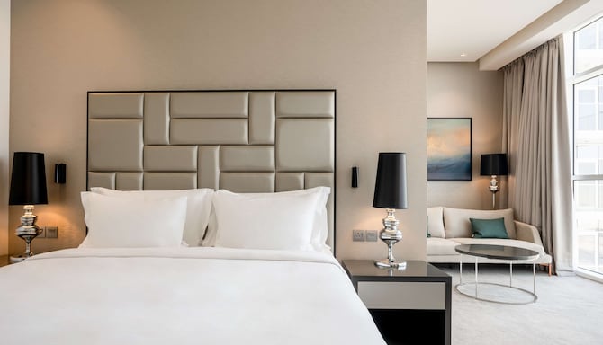 Radisson Hotel Dubai Damac Hills - Premium Room with balcony