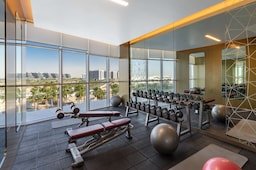 Radisson Hotel Dubai Damac Hills - Gym