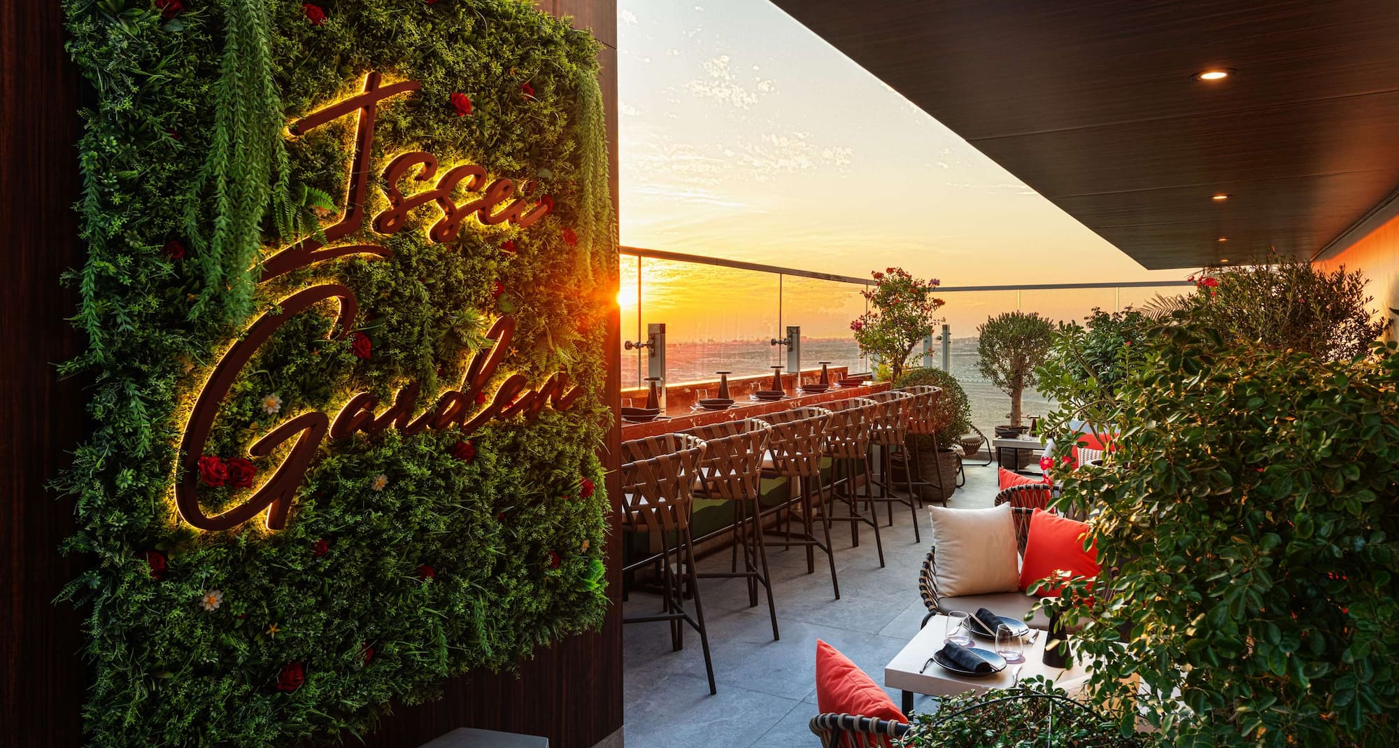 Radisson Hotel Dubai Damac Hills - Issei Garden