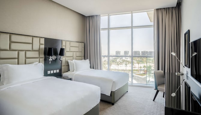 Radisson Hotel Dubai Damac Hills - Two Bedroom Suite twin bedroom