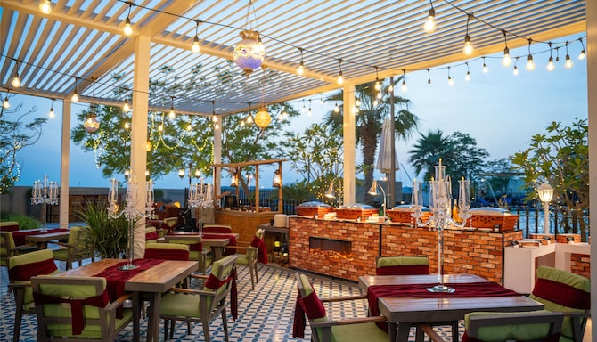 Radisson Hotel Dubai Damac Hills - Wedding set up - Hills Pools Deck