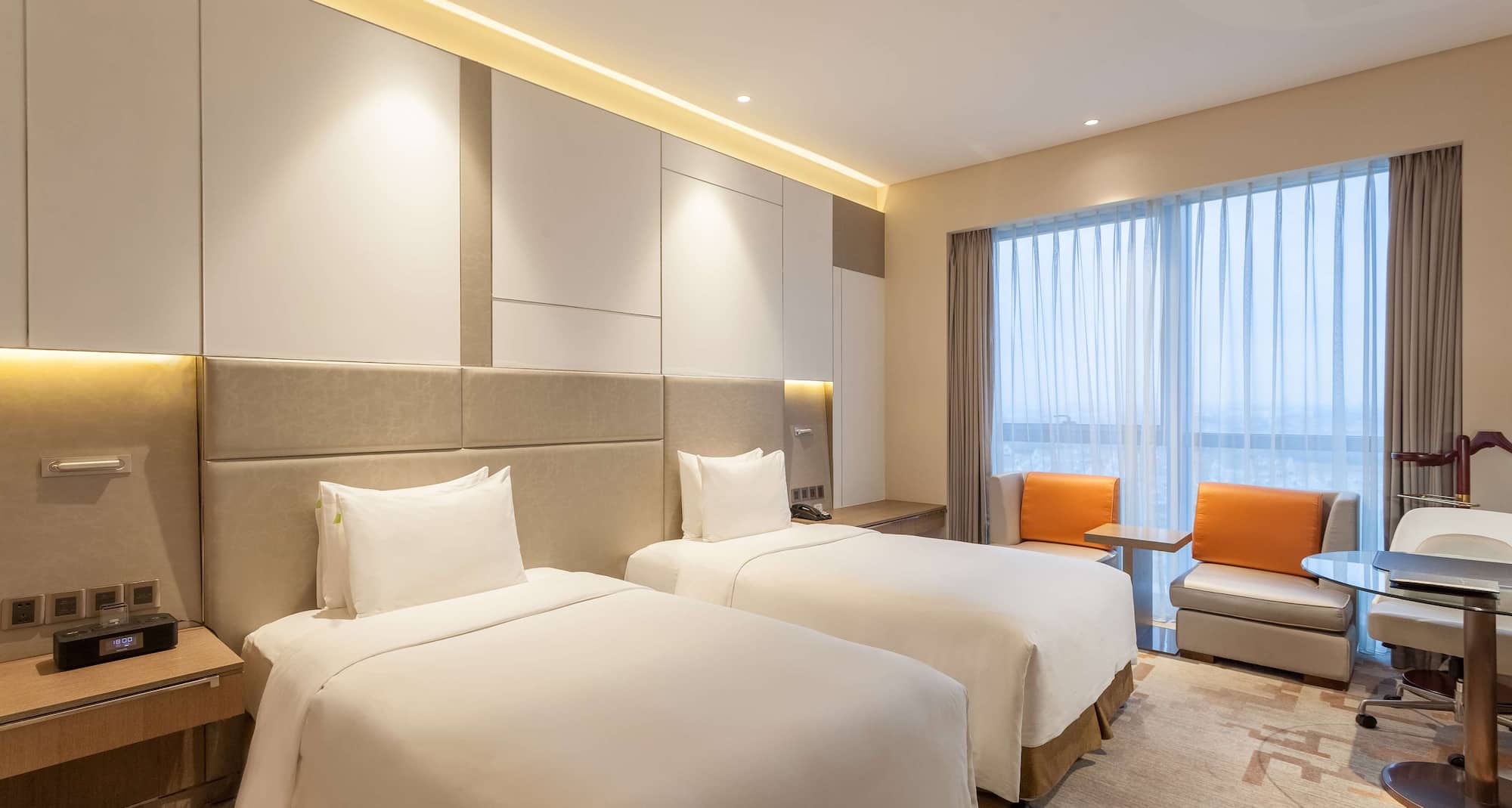 Radisson Hotel Exhibition Center Shanghai - Superior Room