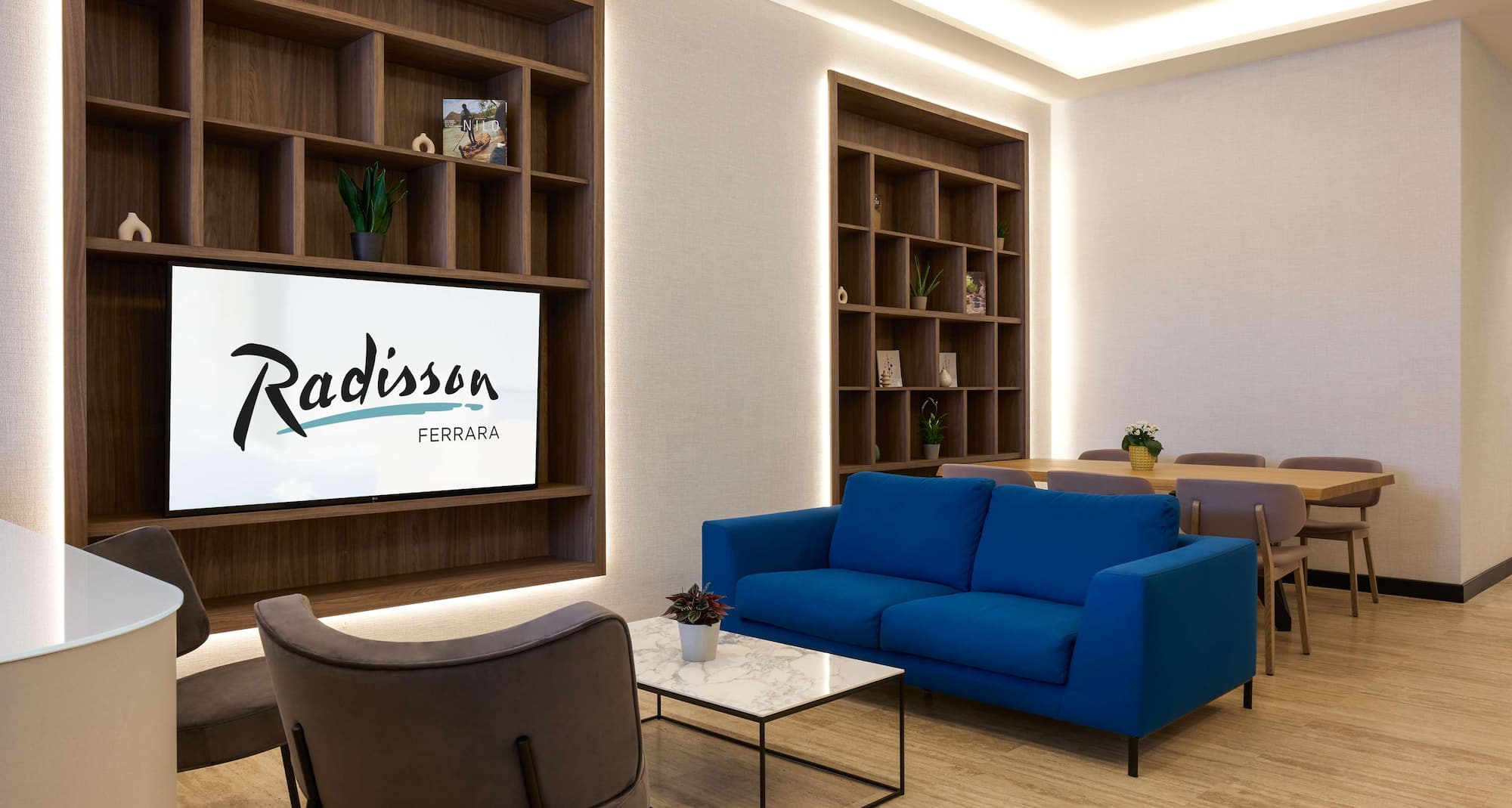 Radisson Hotel Ferrara - Lobby