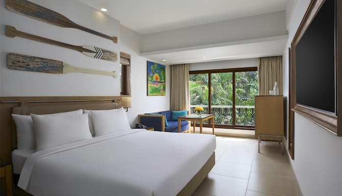Radisson Hotel Goa Candolim - Deluxe Room