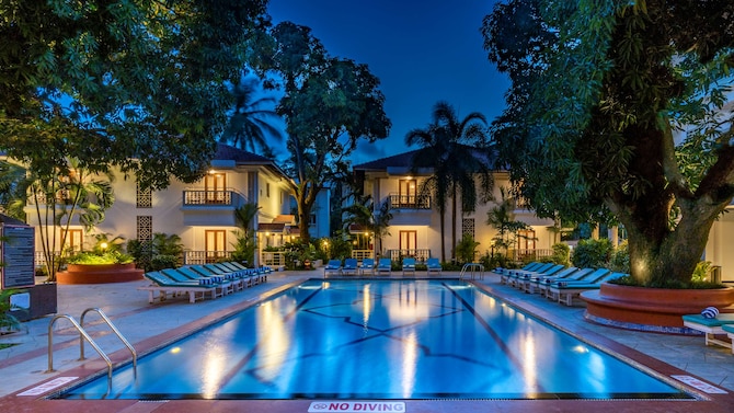 Radisson Goa Candolim - Swimming Pool