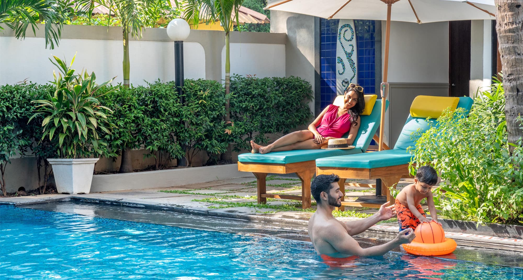 Radisson Hotel Goa Candolim - Pool Family
