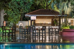 Radisson Hotel Goa Candolim - Red Mango