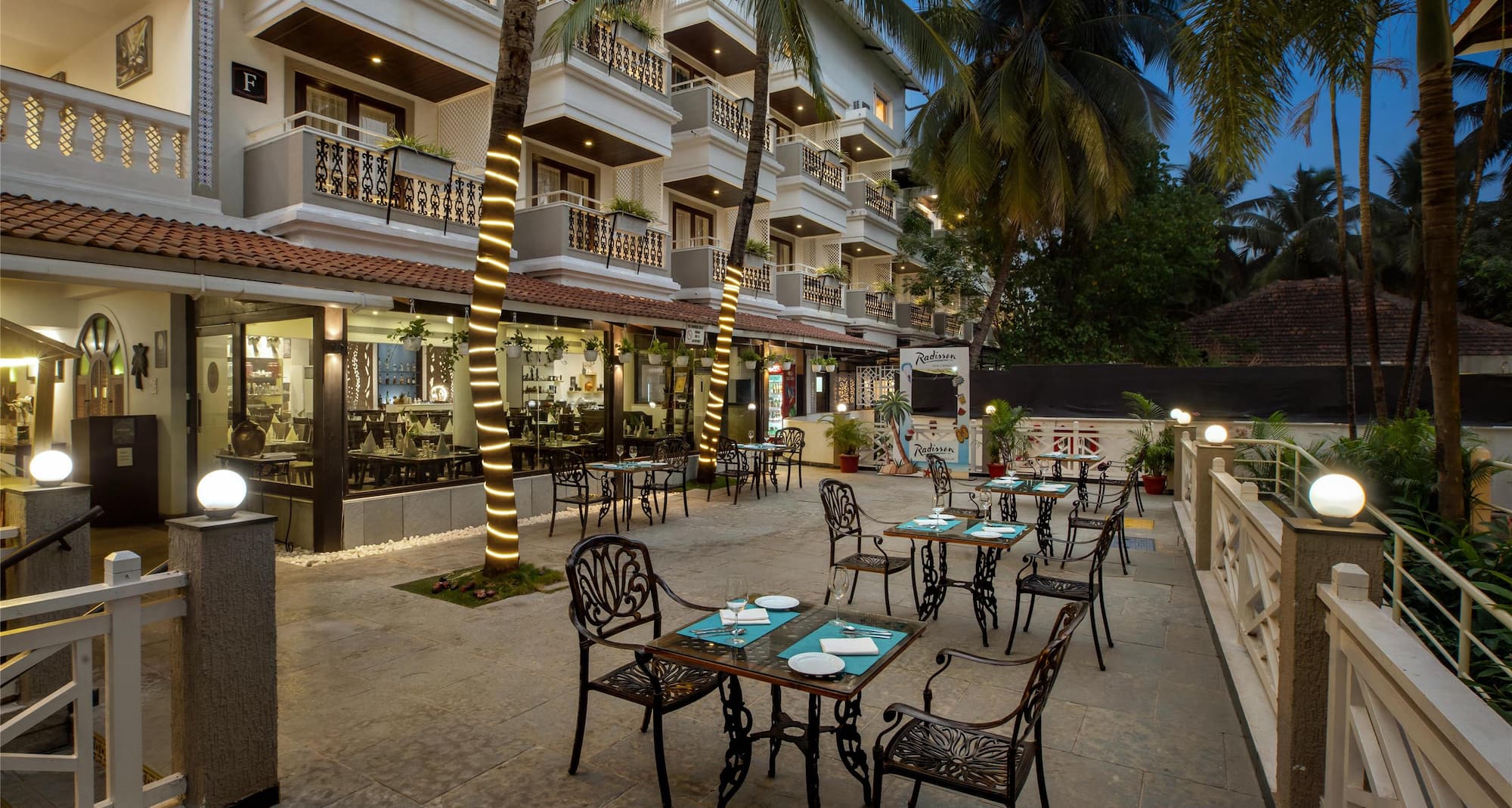 Radisson Hotel Goa Candolim - Restaurant