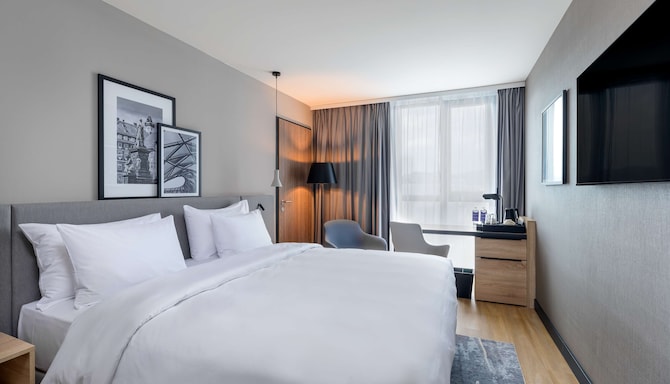 Radisson Hotel Graz - DSC