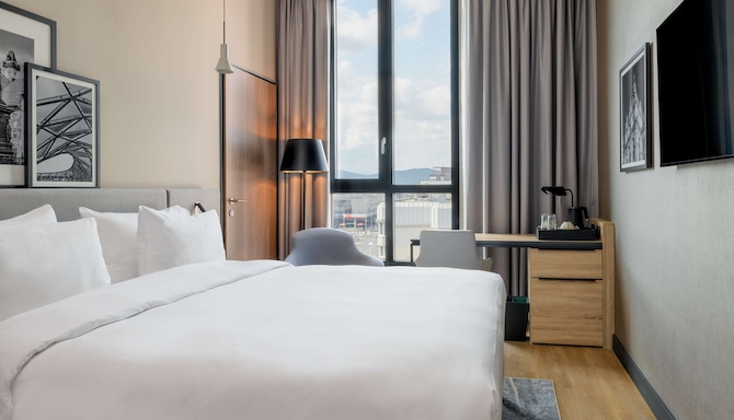 Radisson Hotel Graz - DSC