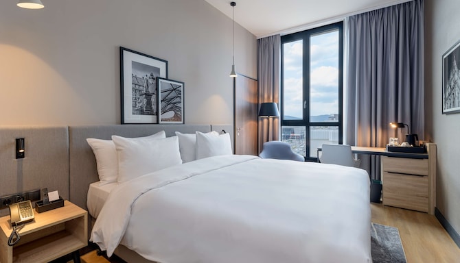 Radisson Hotel Graz - Standard Room High Floor