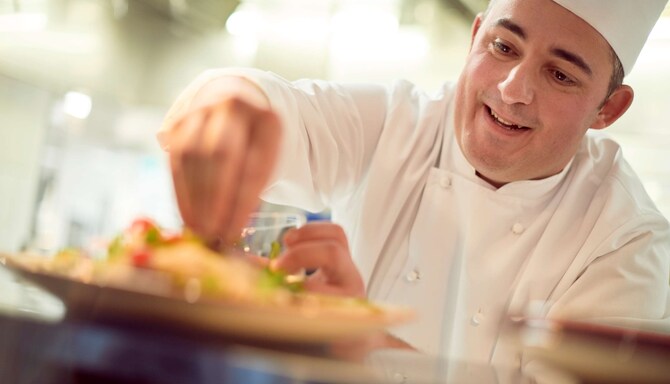 Radisson Hotel Group – Talent photography EMEA - FB TALENT EMEA