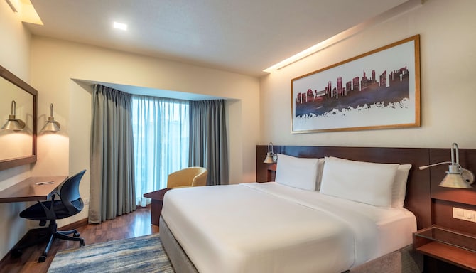 Radisson Hotel Gurugram Sohna Road City Center - Superior Room