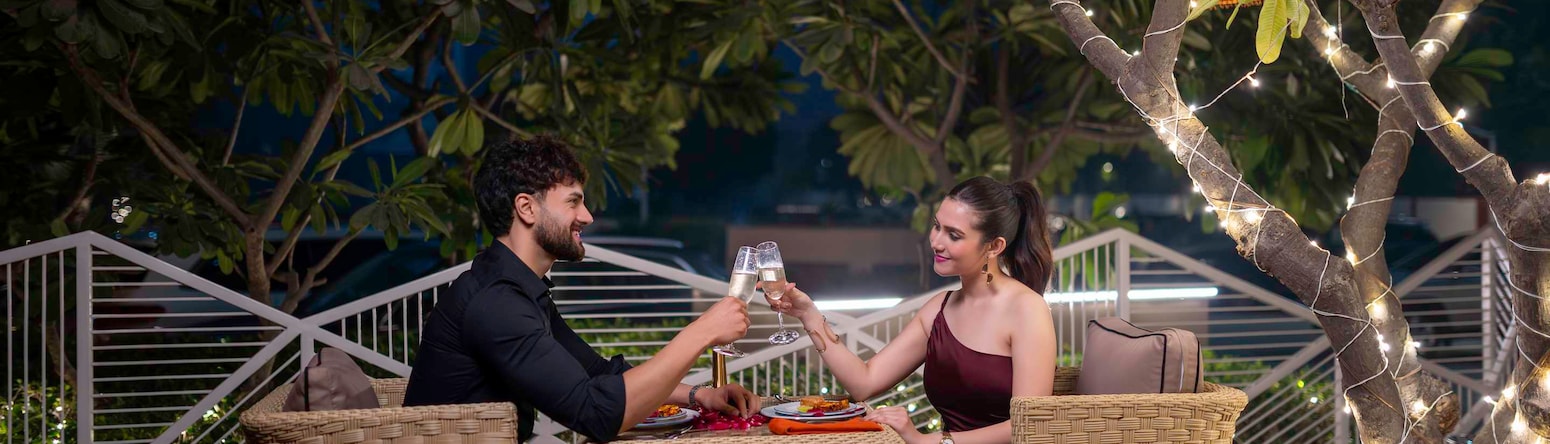 Radisson Hotel Gurugram Udyog Vihar - Alfresco