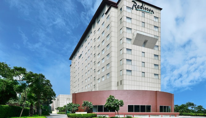 Radisson Hotel Gurugram Udyog Vihar - Set udefra