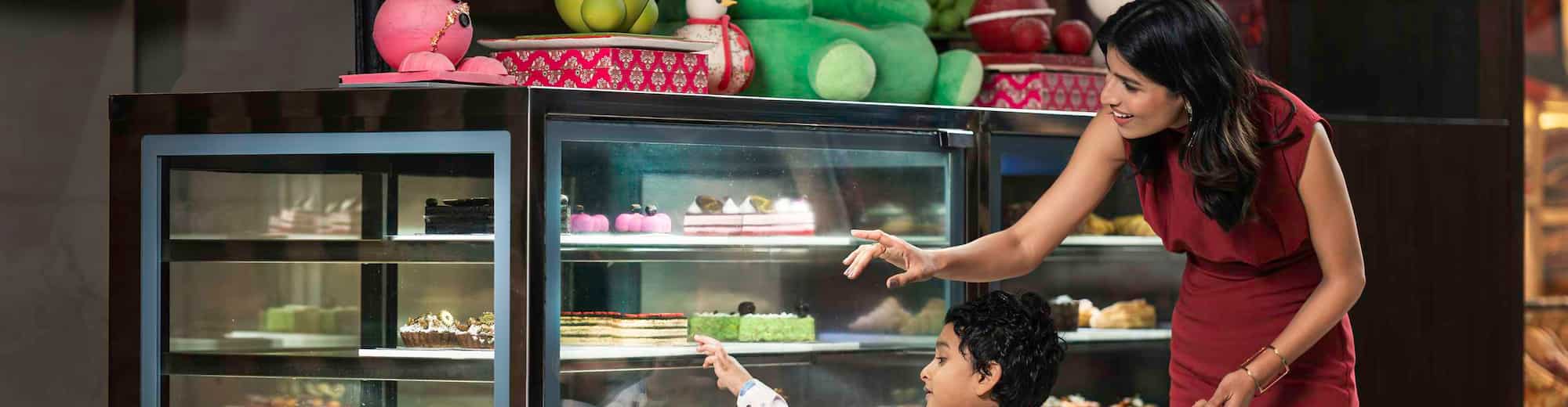 Radisson Hotel Gurugram Udyog Vihar - little pattieserie